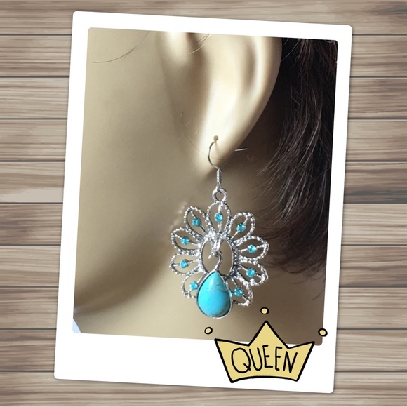 Peacock Earrings - Picture 3 of 9